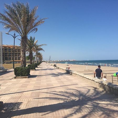 Apartment Near The Beach With Magnificent Views Port Saplaya Exterior photo